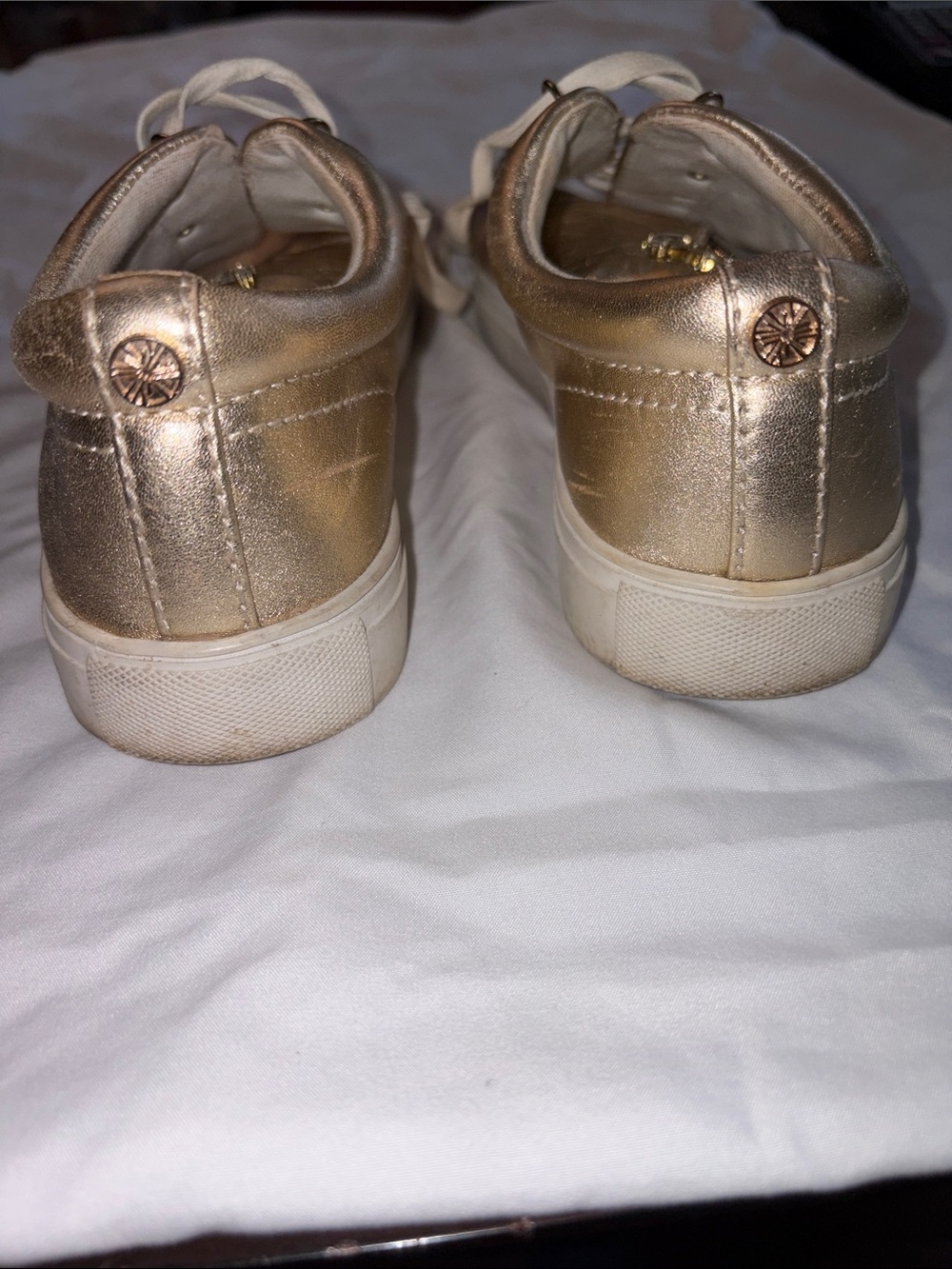 Lilly Pulitzer Metallic Gold Low-Top Sneakers - Picture 5 of 8